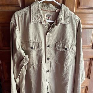 Like new Red Head khaki long sleeve.